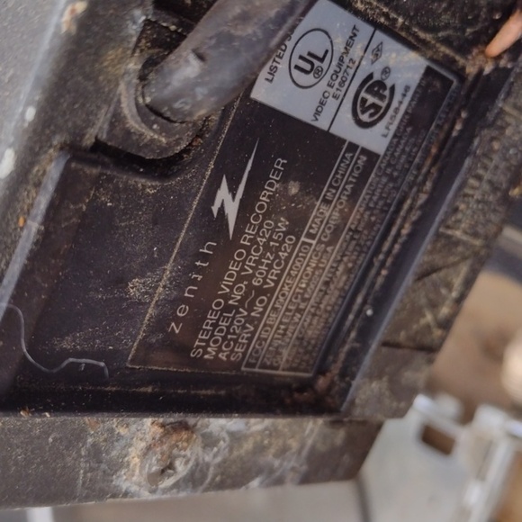 Zenith VHS Player with Voice Commands - Picture 4 of 4